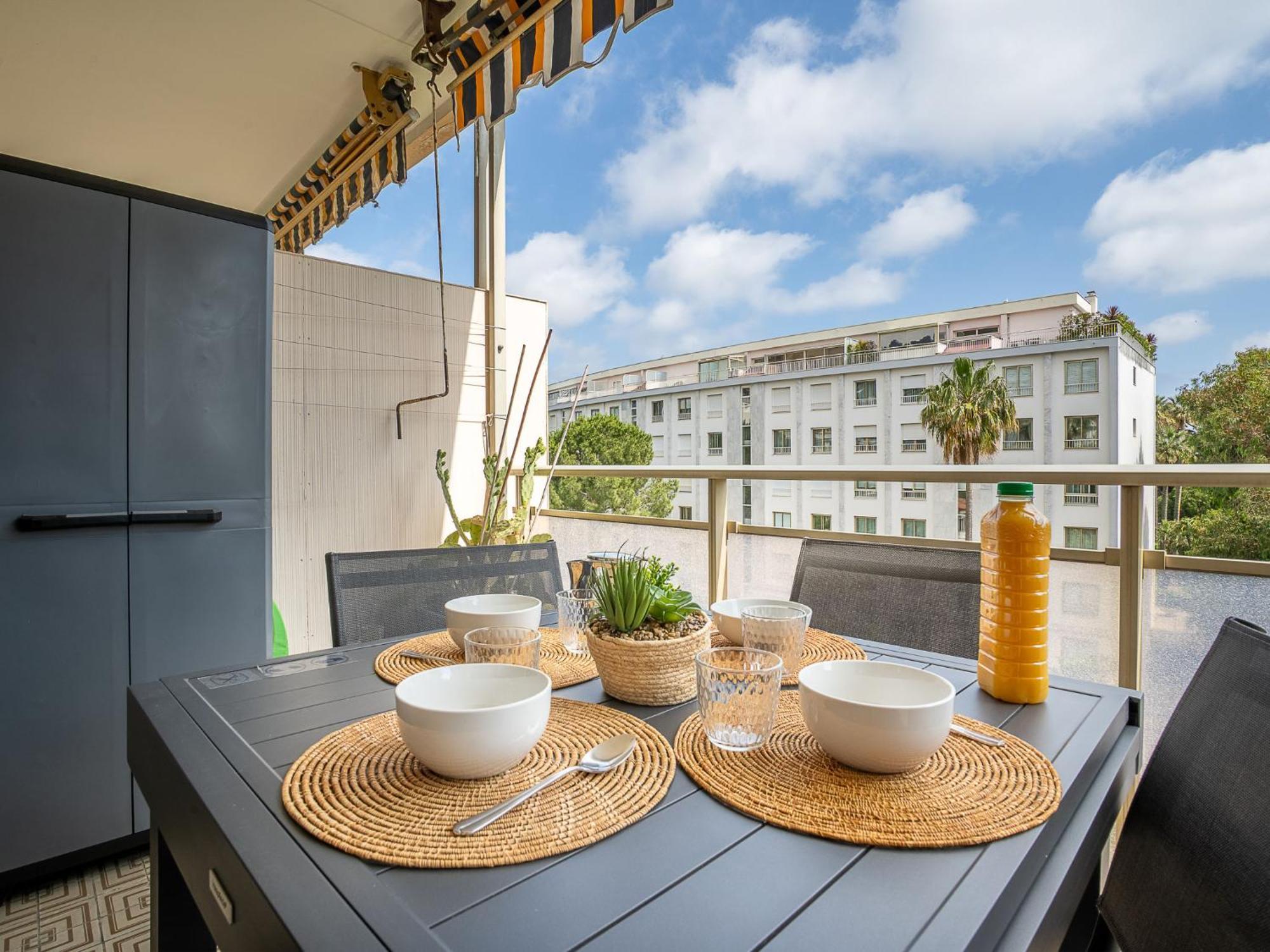 Apartment Les Aliscamps By Interhome Канни Екстер'єр фото